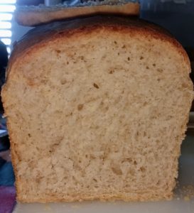 pan casero de molde Corte de nuestro pan de molde casero